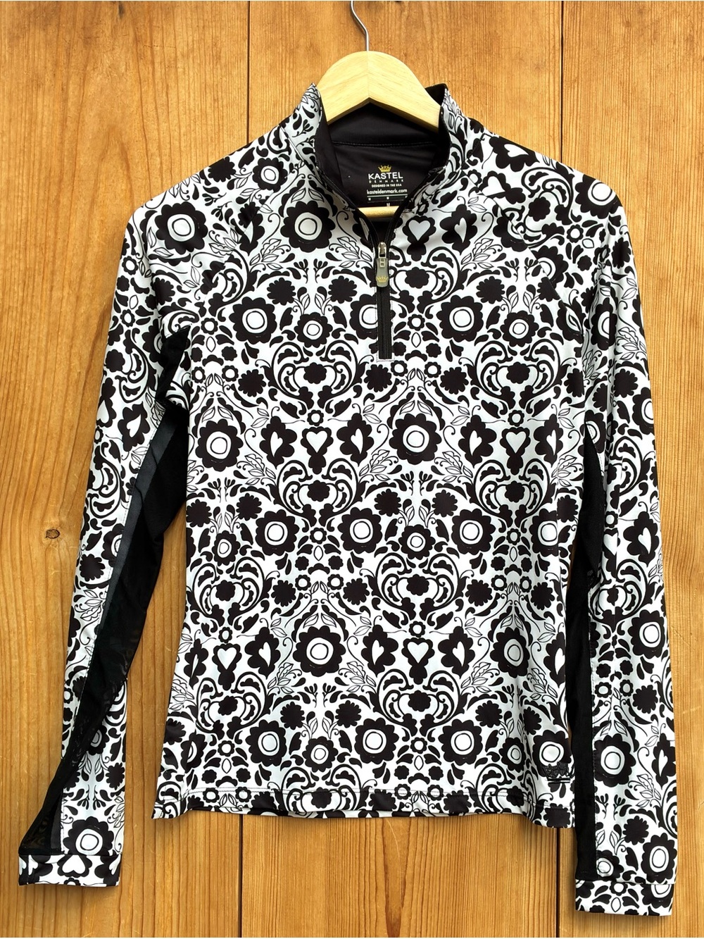 Kastel Denmark Quarter Zip Top Sz Medium